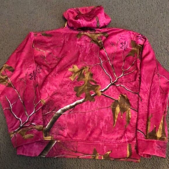 Realtree Hoodie  - Picture 5 of 5